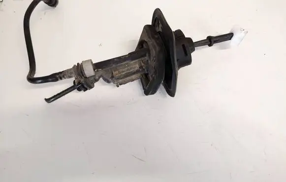 Ford Focus C-MAX Clutch master cylinder 