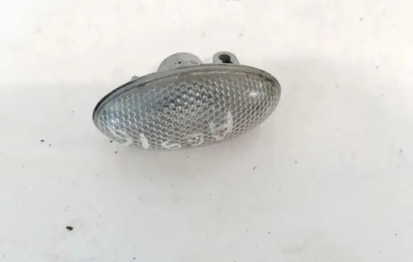 Peugeot 307 Front fender indicator light