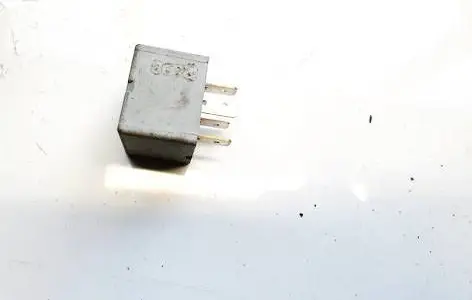 Skoda Superb B6 (3T) Other relay 141951253b 20240072