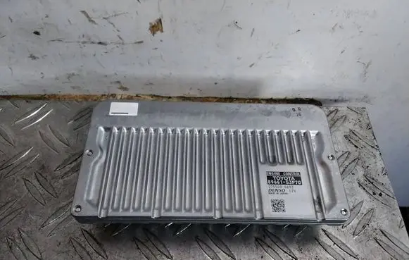 Lexus IS III XE30 Engine control unit/module 8966153P70