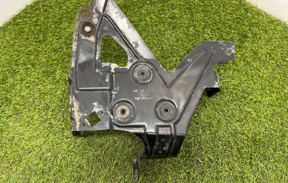 Audi A8 S8 D4 4H Other engine bay part 4H0265335B