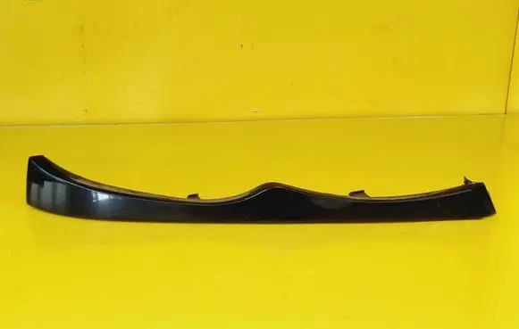 BMW 3 E46 Under headlight/headlamp trim 51.137030554