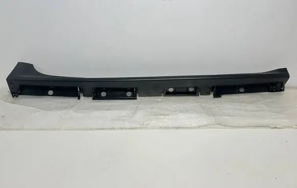 Toyota Yaris XP210 Front sill (body part) 75850K0080