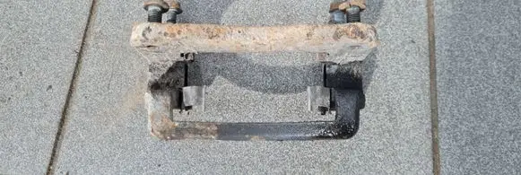 Hyundai Terracan Brake caliper pad carrier rear 