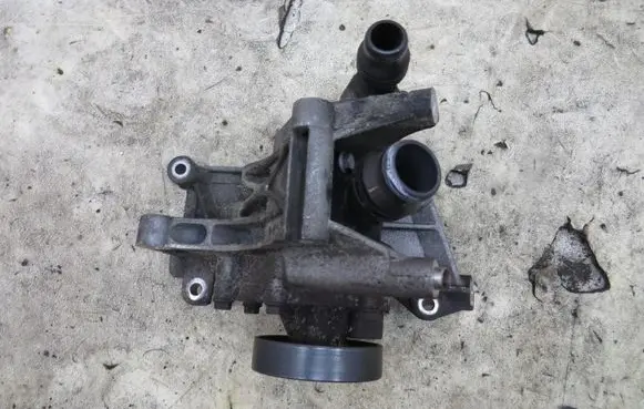 Toyota Avensis T270 Water pump 727091
