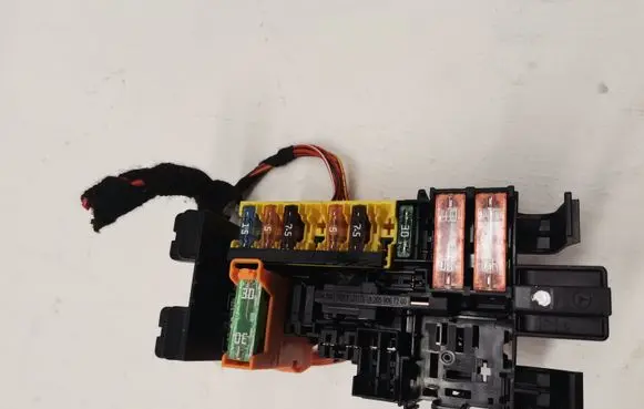 Mercedes-Benz E W213 Fuse module A2059067200