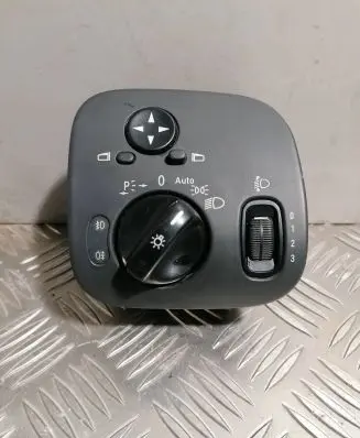 Light switch