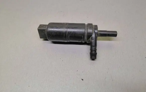 Ford Mondeo Mk III Headlight washer pump 0392040010