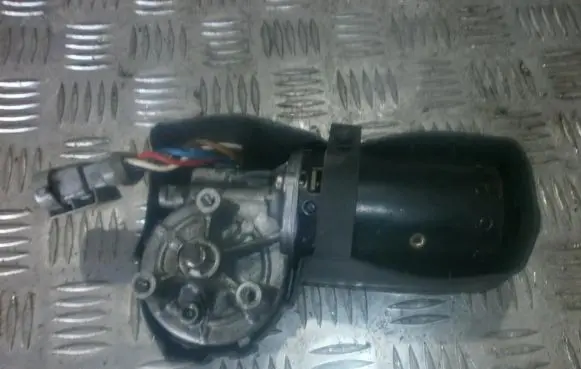 Renault Scenic I Wiper motor 0390241353cep