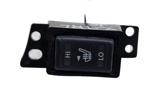 Nissan X-Trail T32 Seat heating switch
