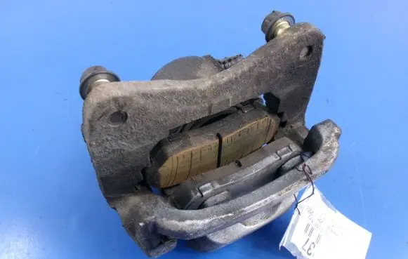 Mitsubishi Pajero Pinin Front brake caliper