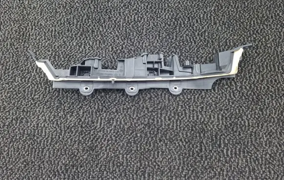 BMW 4 G22 G23 G24 G26 Other engine bay part 6991226 61136991226