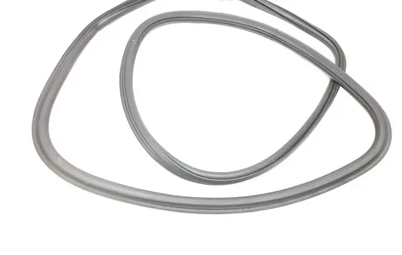 Audi Q5 SQ5 Front door rubber seal 