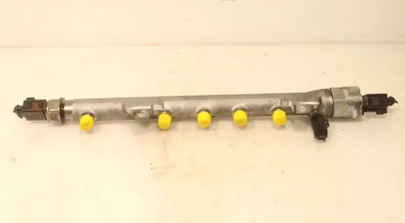 Skoda Fabia Mk2 (5J) Fuel main line pipe 03L130089B