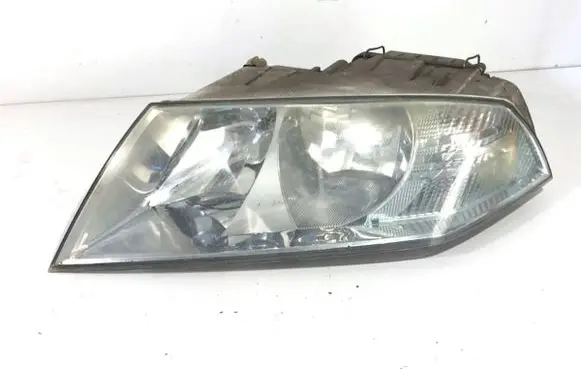 Skoda Octavia Mk2 (1Z) Headlight/headlamp