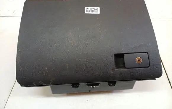 Volkswagen PASSAT CC Glove box 3C1857114