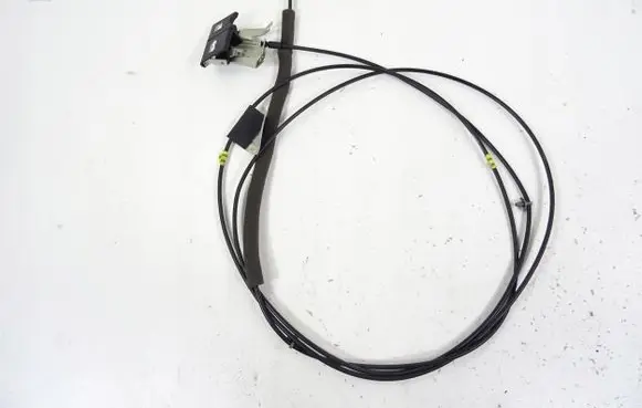 Nissan Juke I F15 Engine bonnet/hood lock release cable 