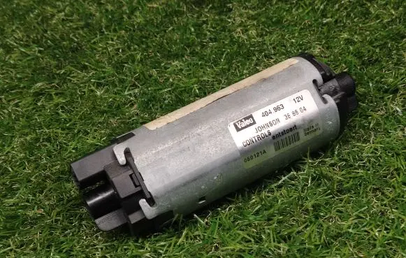 Opel Insignia A Seat adjustment motor 404963 060121A