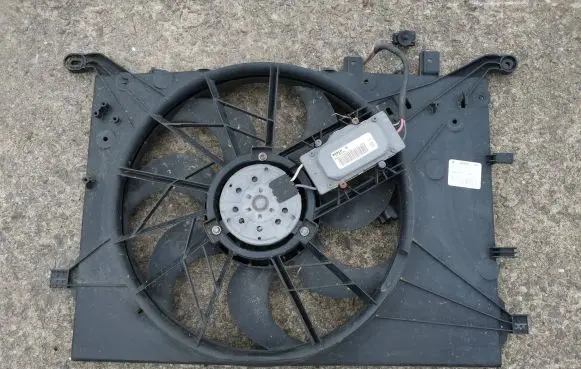 Volvo S60 Air conditioning (A/C) fan (condenser) 30647253 0130303909