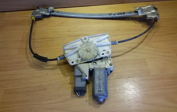 Peugeot 607 Rear door window regulator with motor