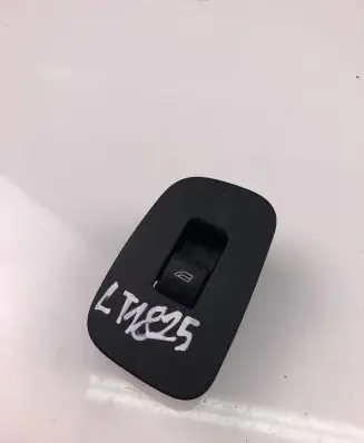 Volvo XC60 Electric window control switch 31433408