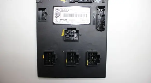 Volkswagen Touareg II Other control units/modules 4H0907063L