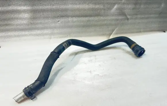 BMW 4 F32 F33 Engine coolant pipe/hose 9329649 451925148