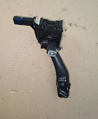 Volkswagen Touran I Wiper control stalk ANP80H024C 7UF0189