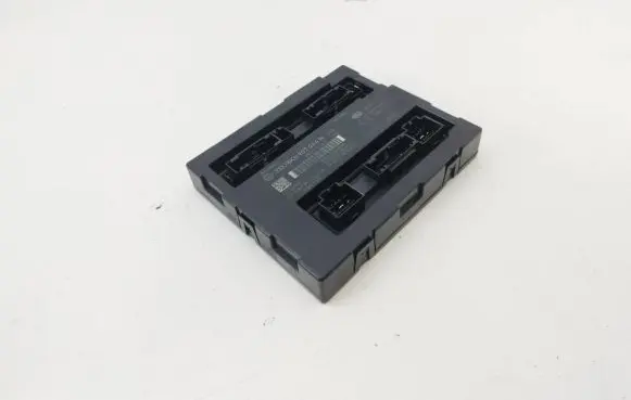 Audi A4 S4 B8 8K Comfort/convenience module 8K0907064N 5DK00991870