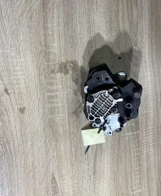 Renault Trafic II (X83) Fuel injection high pressure pump 8200108225