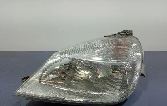 Mercedes-Benz Vaneo W414 Headlight/headlamp 0301189201