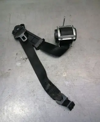 Opel Astra H Front seatbelt 560834801