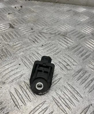 Toyota RAV 4 (XA30) Airbag deployment crash/impact sensor 8917342080