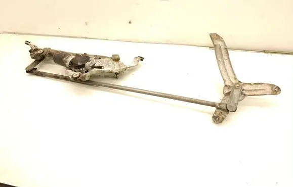 Mitsubishi Grandis Front wiper linkage and motor 6Y0132274