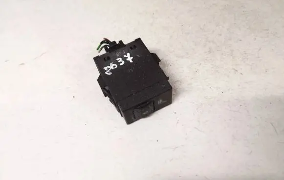 Ford Focus Seat heating switch d3l0a