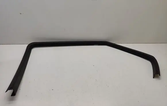 BMW 7 E32 Rear door window/glass frame 1928790