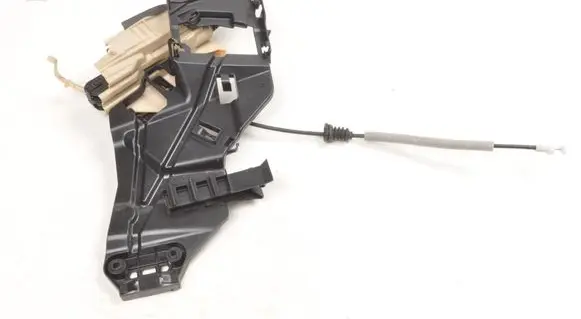 Volvo XC40 Rear door lock 32131413
