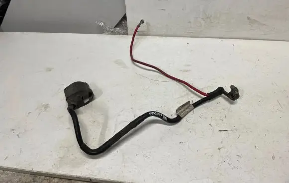 Volkswagen PASSAT B6 Positive cable (battery) 1K0971228