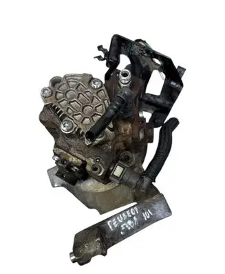 Peugeot 5008 Fuel injection high pressure pump 9683703780 0445010102 9370281