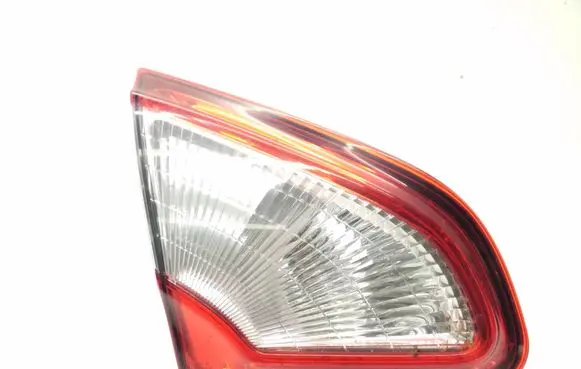 Nissan Qashqai Tailgate rear/tail lights 89502189