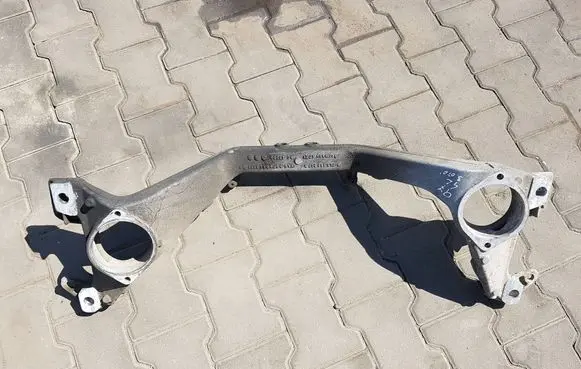 Audi Q7 4L Front subframe 7L6199207BIAUTOPI 7L6199207B