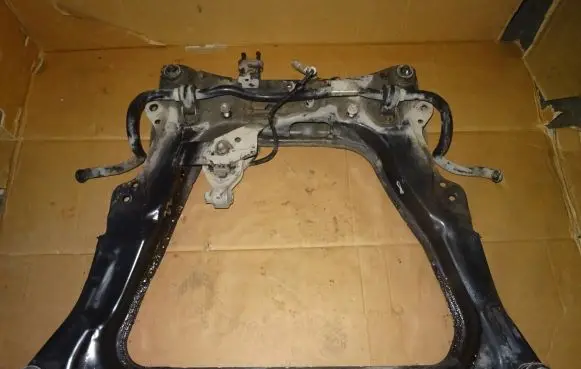 Nissan Pulsar Front subframe