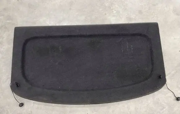 Volkswagen Tiguan Manual rear window sunshade cover 