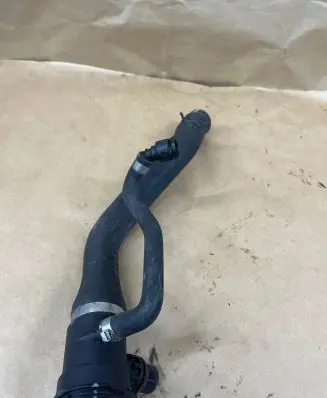 BMW 1 F20 F21 Engine coolant pipe/hose 7619432