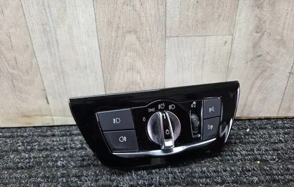 BMW 5 G30 G31 Light switch 9472970 E472070 18347910