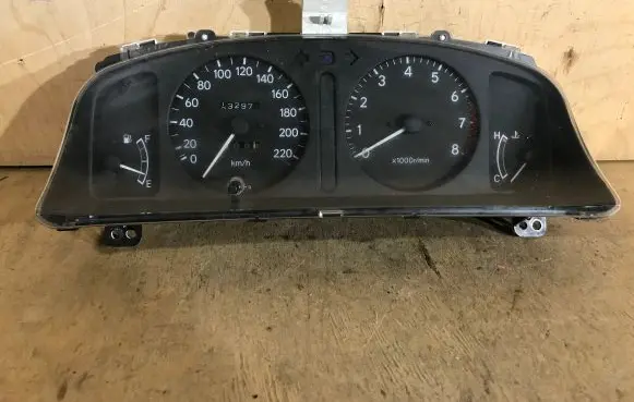 Toyota Corolla E110 Speedometer (instrument cluster) 2573205120 838001E180