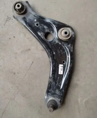 Renault Kadjar Front lower control arm/wishbone 44EA0BRH