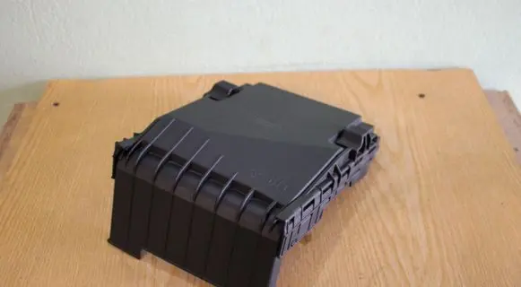 Seat Leon (1P) Fuse box cover 1K0937132F