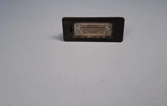 Audi Q5 SQ5 Number plate light 8T0943021