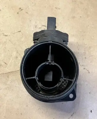Volkswagen Touran I Mass air flow meter 074906161B 0281002461